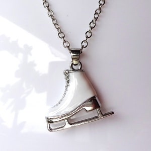Necklace / Collar with Ice Skating motive - Skating shoe for Ice Skate Fans | Figure Skating Necklace | Gift Idea