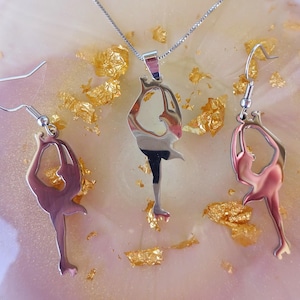 Halsketten- und Ohrring-Set mit Rollkunstlauf-Motiv – Schmuckgeschenk für Fans des Rollkunstlaufs, Sportskater, Trainer oder Wettkämpfe