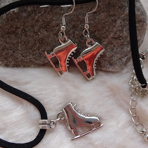 Necklace and Earrings with Ice Skating motive - Skating shoes for Ice Skate Fans