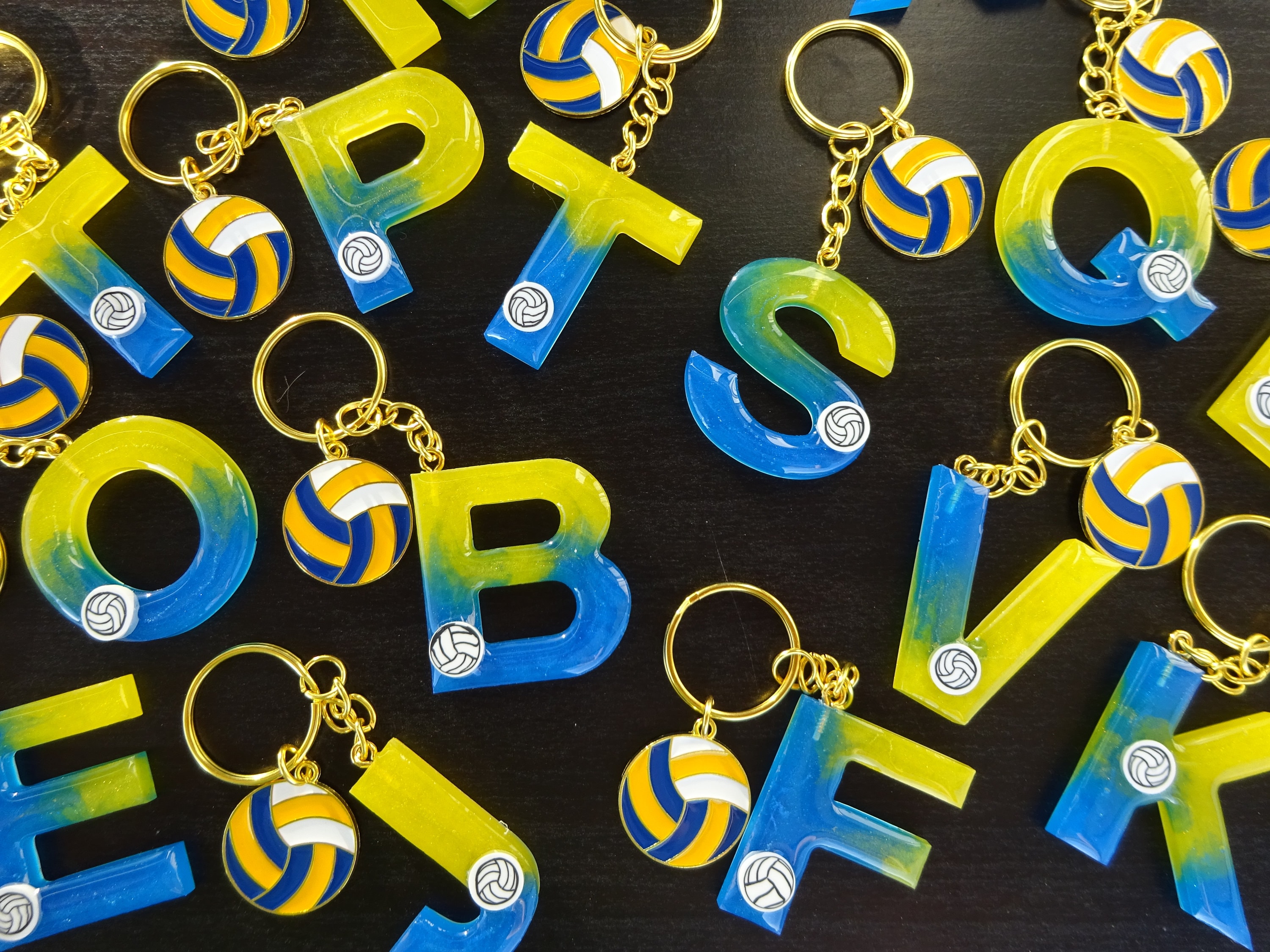 Volleyball Epoxy Resin Initial Letter Keychain | Volleyball Sports Bag Tag | Volleyball Fan Gift Idea | Key ring / fob | Sport bag trailer