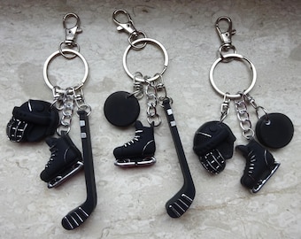 Eishockey-Schlittschuh Schlüsselanhänger – Geschenk für Hockeyspieler – Handgemachter Schlittschuh Anhänger – Eishockey Schlüsselring