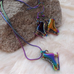 Necklace and Earrings with Ice Skating motive - Skating shoes for Ice Skate Fans