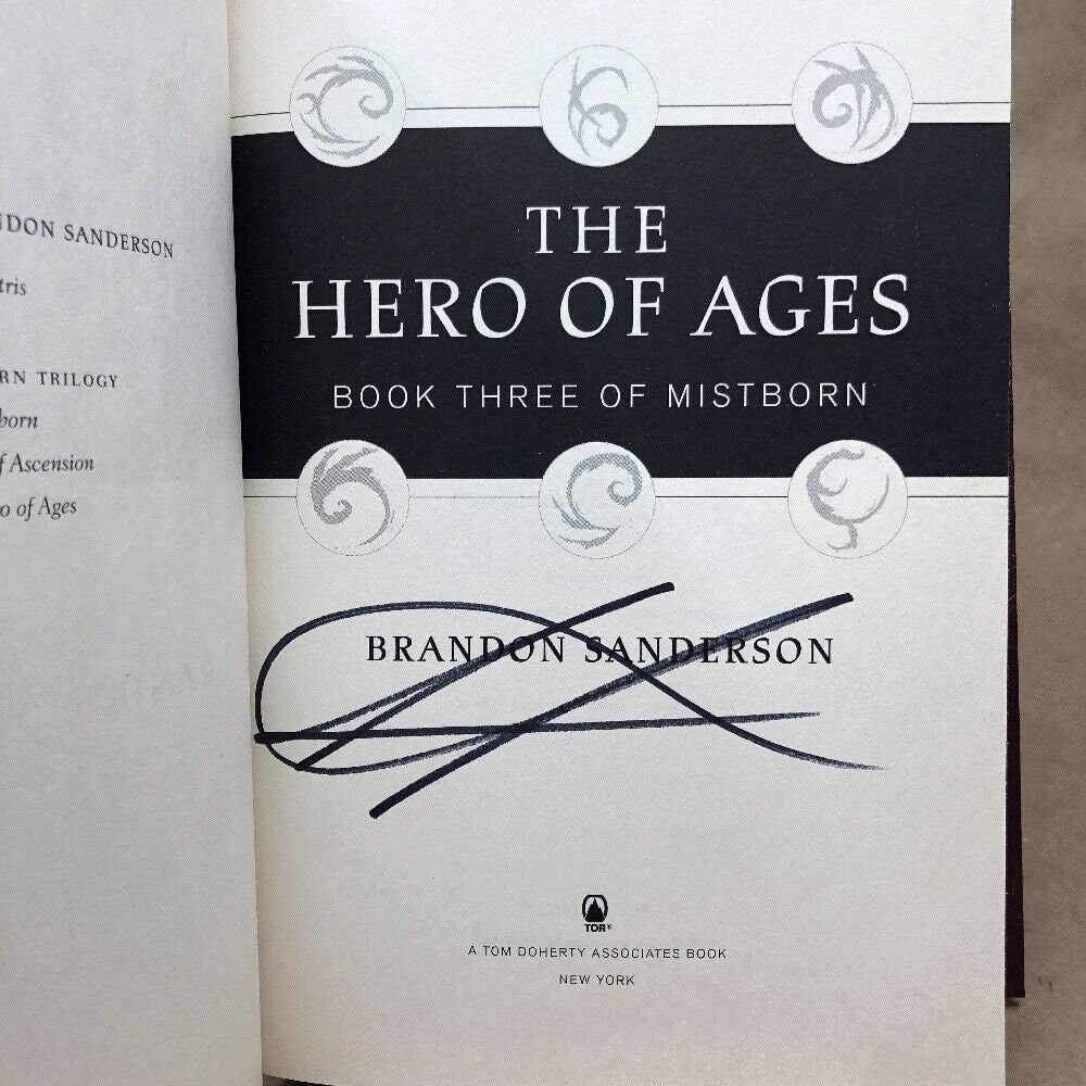 The Hero of Ages: Book Three of Mistborn (The  