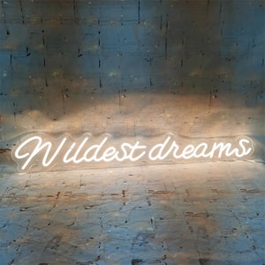 Insegna al neon Wildest Dreams, insegna al neon personalizzata per camera da letto a LED, insegna per matrimoni, decorazione da parete per soggiorno, insegna sopra il letto, decorazione per feste, regalo per coppie
