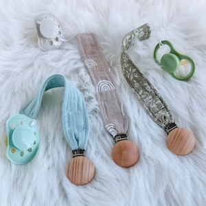 Organic Fabric Pacifier Clip Wood Pacifier Chain Muslin Dummy Chain Soother Attachment Strap Infant Toddlers Green Muslin Fabric Dummy Clip