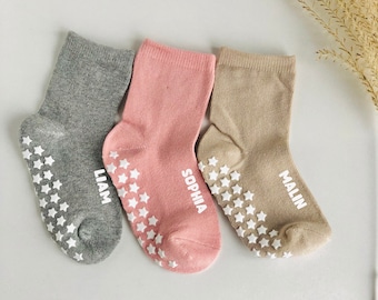 Calzini personalizzati per bambini Calzini antiscivolo Calzini per bambini con nome personalizzato Calzini per bambini in età prescolare Calzini con nome personalizzato Calzini per la scuola Calzini antiscivolo con nome personalizzato