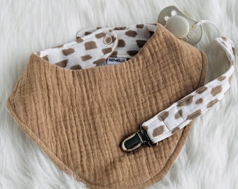 Bavoir Boho Safari réversible neutre pour bébé