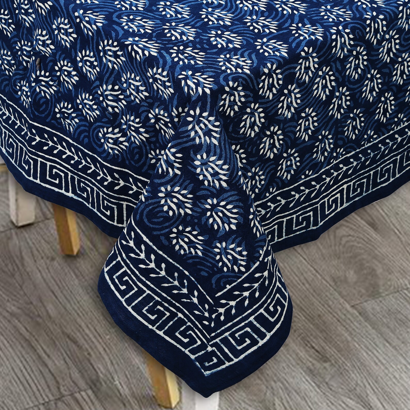 Squared Table Cover The Blue Shells main image 0