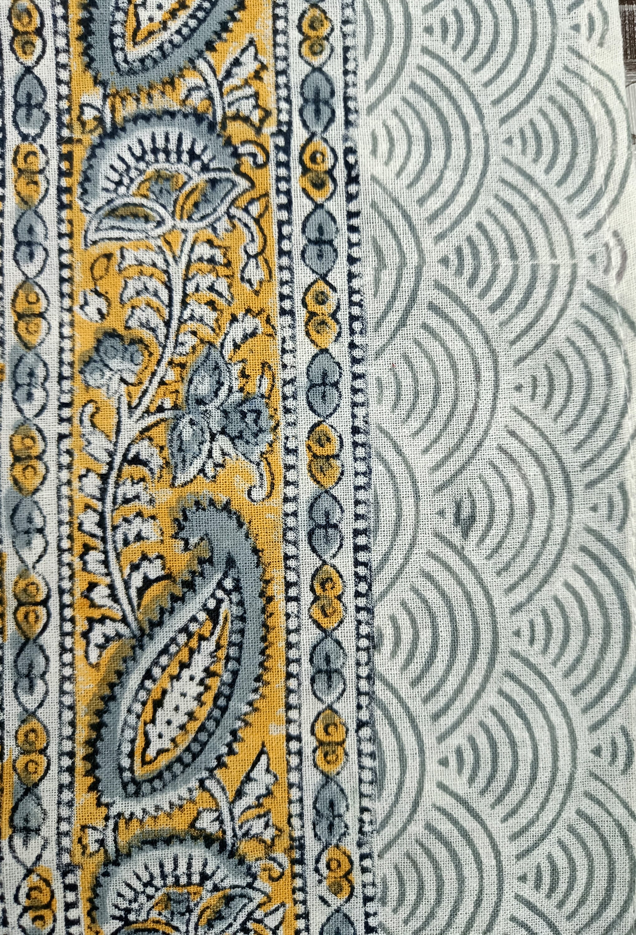 Squared Table Cover Khaymya Trendy main image 1