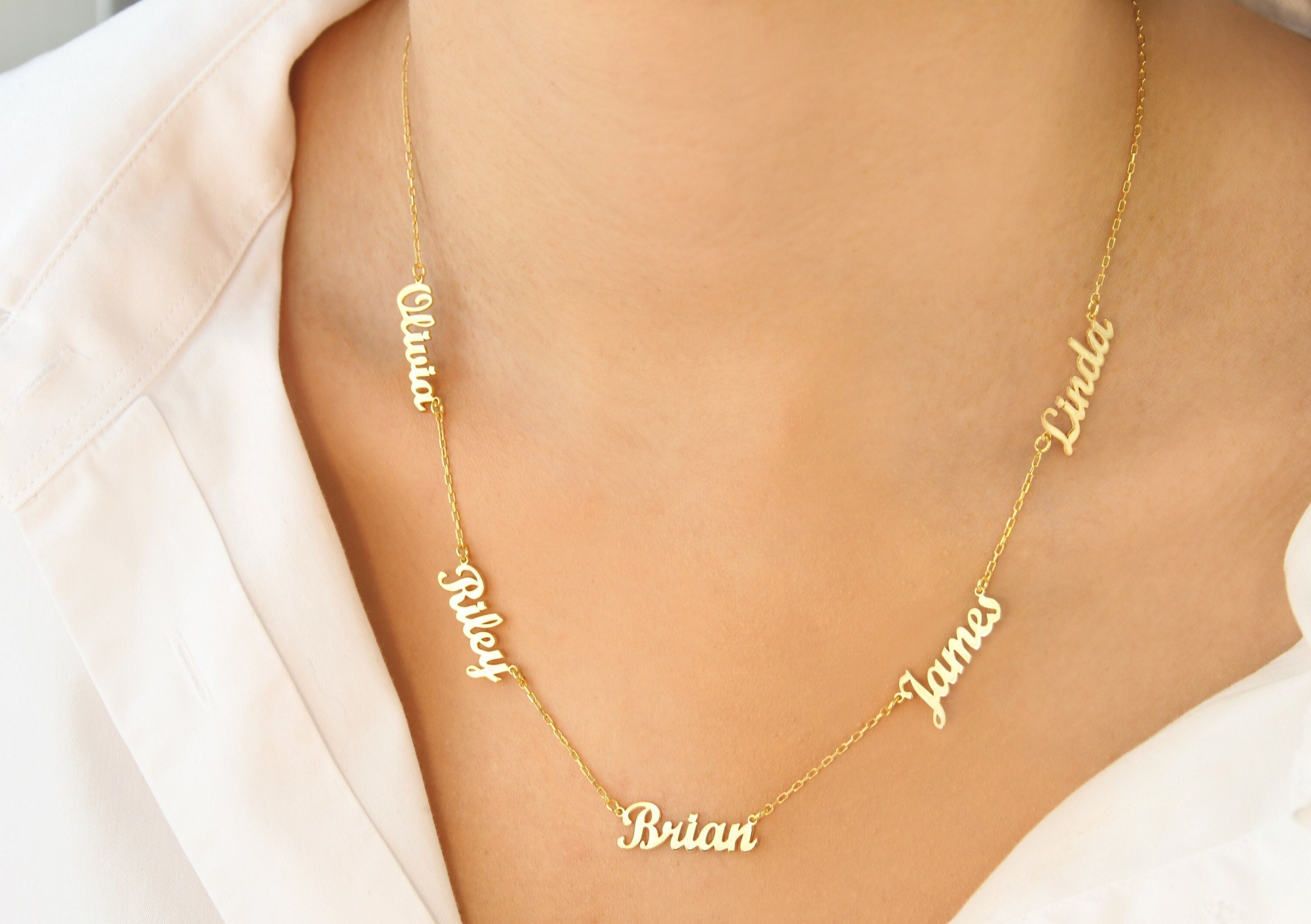 Necklace with 5 best sale names