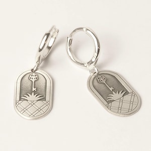 Amulet hoop earrings with the key to the future, made in Spain from 925 sterling silver. Handmade jewelry from Granada, Spain