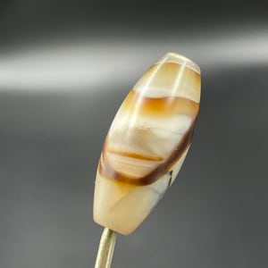 Very nice  Color Unique Old Banded Sulaimany Agate Stone Bead Amulet