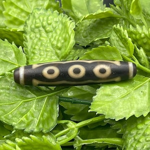 Authentic Powerful Ancient Tibetan Agate 5 Eye Rare Beautiful Lucky Amulet Old Dzi Bead