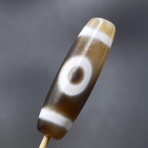 Beautiful Ancient Himalayan Agate Stone Beautiful Design Rare Lovely Eye Banded Dzi Amulet Bead