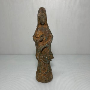 Extremely Rare Ancient Roman bronze statue of a important dating 300AD