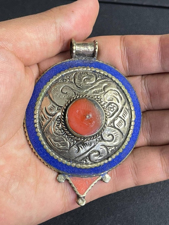 Beautiful Vintage Old Brass Huge Pendant With Cor… - image 2