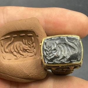 Ancient Post Medieval Old Brass Ottomans seal Ring With Old black Stone intaglio wonderful Seal ring