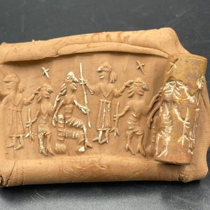 Ancient Near Eastern Antique Old Rare Stone Cylinder Seal Bead Amulet With Figures Impression