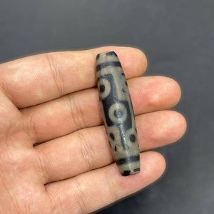Genuine Authentic Ancient Old Tibetan Agate 9 Eye Rare Beautiful Lucky Amulet Dzi Bead