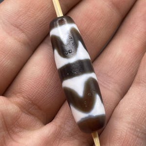 Ancient Himalayan Agate Stone Beautiful Design Rare Lovely Dzi Amulet Bead