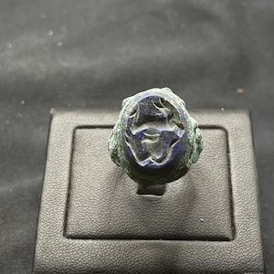 Very Rare Ancient Roman Style Bronze with Natural lapis lazuli Intaglio Stone Ring With Rare Patina