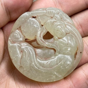 Antique Chiness Old Jade Stone Queen Carved Figure Amulet