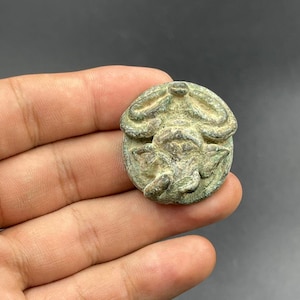 FREE Shipping worldwide European Finds Ancient Near Eastern Old bronze Elephant Face Amulet
