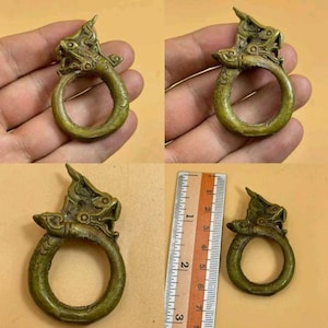 Ancient Near Eastern Dragon Figue Ring