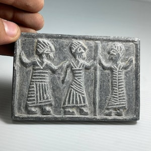 Wonderful Ancient Near Eastern Stone carving kings tablet intaglio