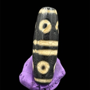 Excellent Authentic Ancient Old Tibetan Agate 8 Eye Rare Beautiful Lucky Amulet Dzi Bead
