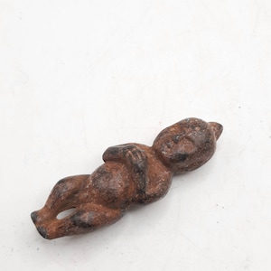 Römische alte Bronze kleine Baby Statue