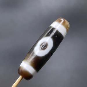 Unique Ancient Himalayan Agate Stone Beautiful Design Rare Lovely Eye Banded Dzi Amulet Bead
