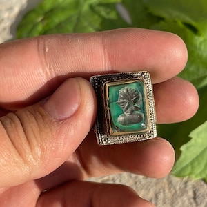 Schöne antike Post Mittelalter alte Messing Siegelring mit antiken Stein römischer König Intaglio seltener Ring