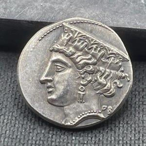 Unique ancient Roman greek bronze coated queen with crown coin