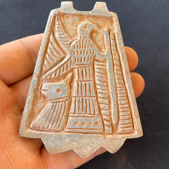 Wonderful Near Eastern Ancient Stone Amulet Penda… - image 1