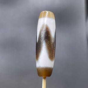 Beautiful Ancient Himalayan Agate Stone Beautiful Design Rare Lovely Dzi Amulet Bead