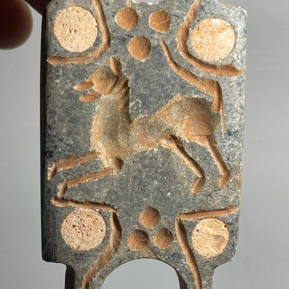 Unique wonderful Ancient Old Hard stone Animal En… - image 3