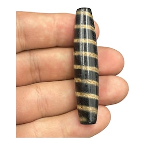 Ancient Tibetan Agate Dzi Bead Amulet
