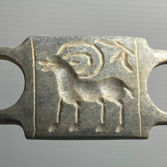 Unique piece Vintage Ancient Old Hard stone Deer … - image 6