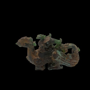 Extremely rare ancient Roman,Near Eastern Roman crystal mythical beast vessel in good condition