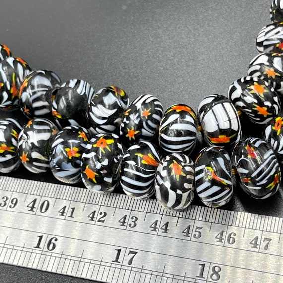 Stunning Old multicolor Ancient Gabri Glass Beads… - image 8