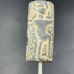 Cholorite Stone Antique Ancient Sasnian Dynasty Ancient Intaglio Cylinder Seal Stamp Bead