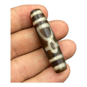 Collectible Antique Agate Bead Tibetan Himalayan Dzi bead Amulet