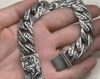 Beautiful Vintage Bronze Lion Animal Lovely Unique Bracelet