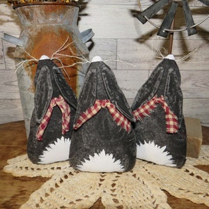 Primitive Bunny Bowl Fillers: Rabbit Shelf Sitters, Set of 3