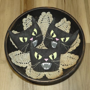 Primitive Cat Bowl Fillers, Set of 3, Scary Hissing Cat Country Home Decor Black Cats