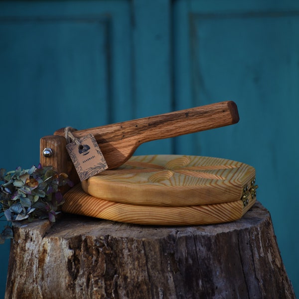 EXTRA LARGE handmade Mexican tortilla press in Pine and Oak Wood