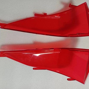 custom acrylic manufacturers/acrylic display case/ perspex display case/perspex fabrication near me/acrylic fabrication/laser cut acrylic/