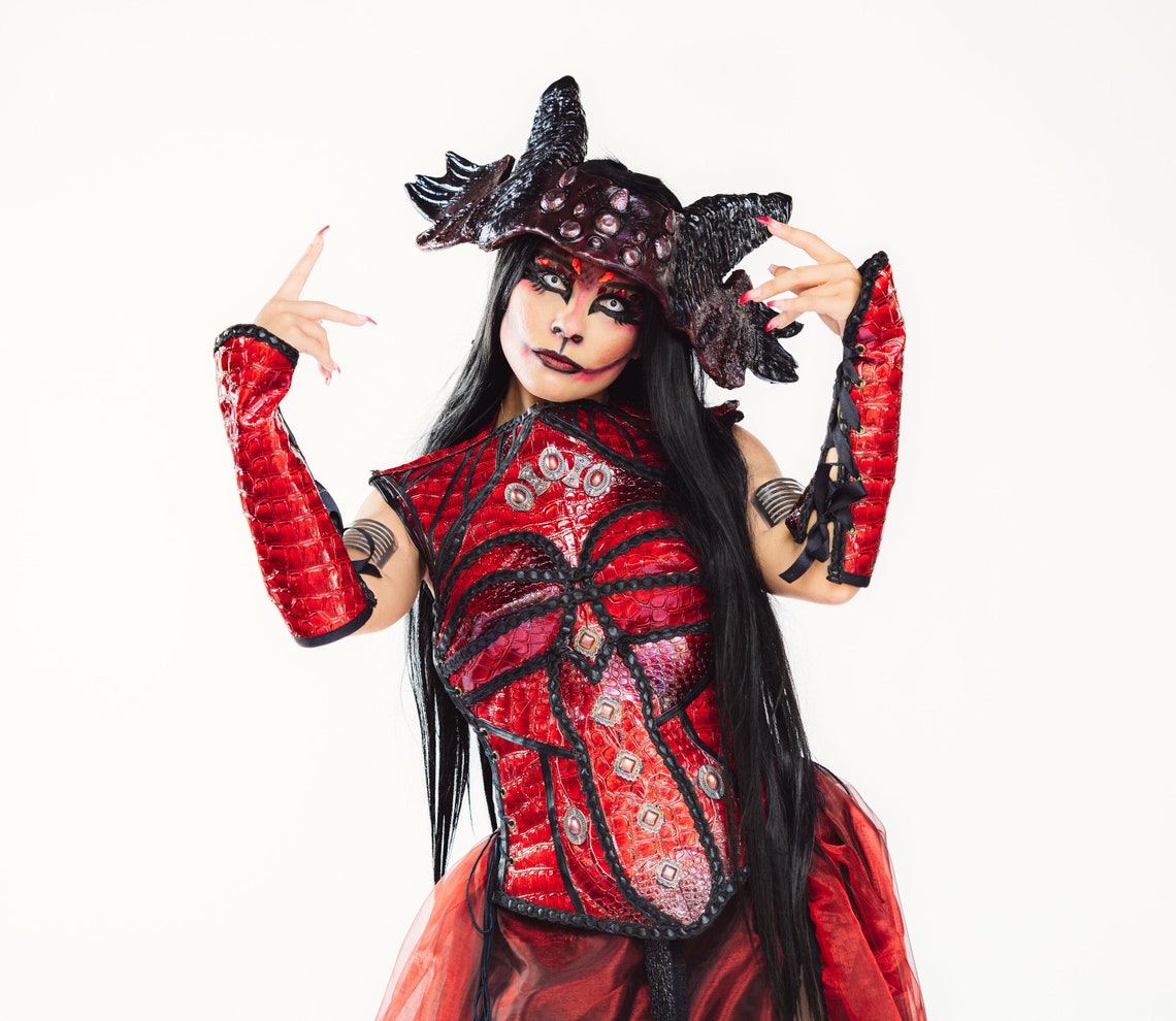 COMPLETE DRAGON QUEEN Warrior Costume Fantasy Cosplay dragon Horns Head