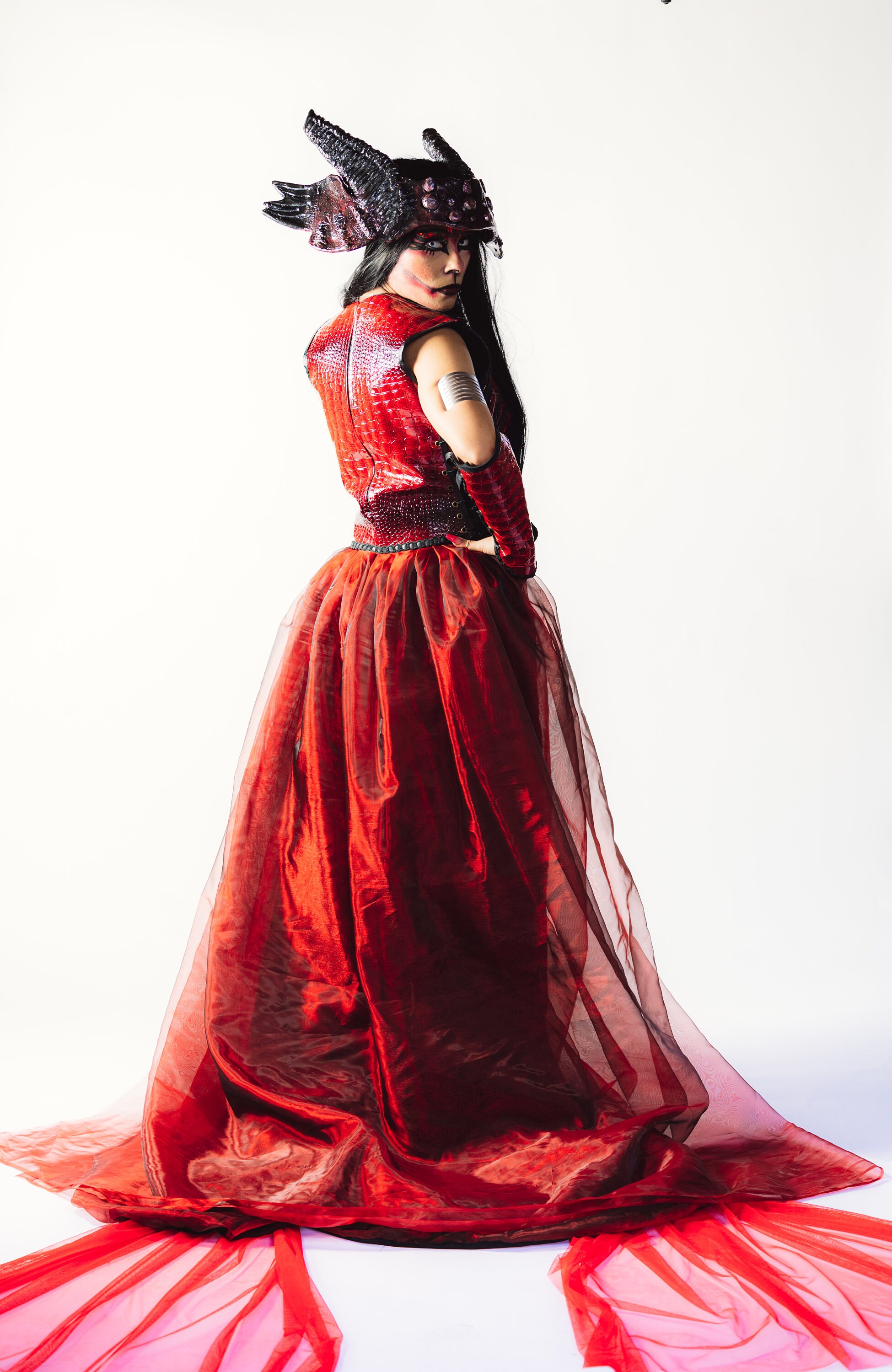 COMPLETE DRAGON QUEEN Warrior Costume Fantasy Cosplay dragon Horns Head